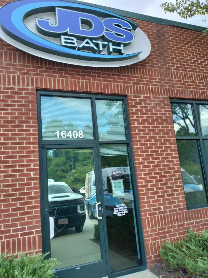 JDSBath food drive for chesterfield food bank outreach center fall 2022
