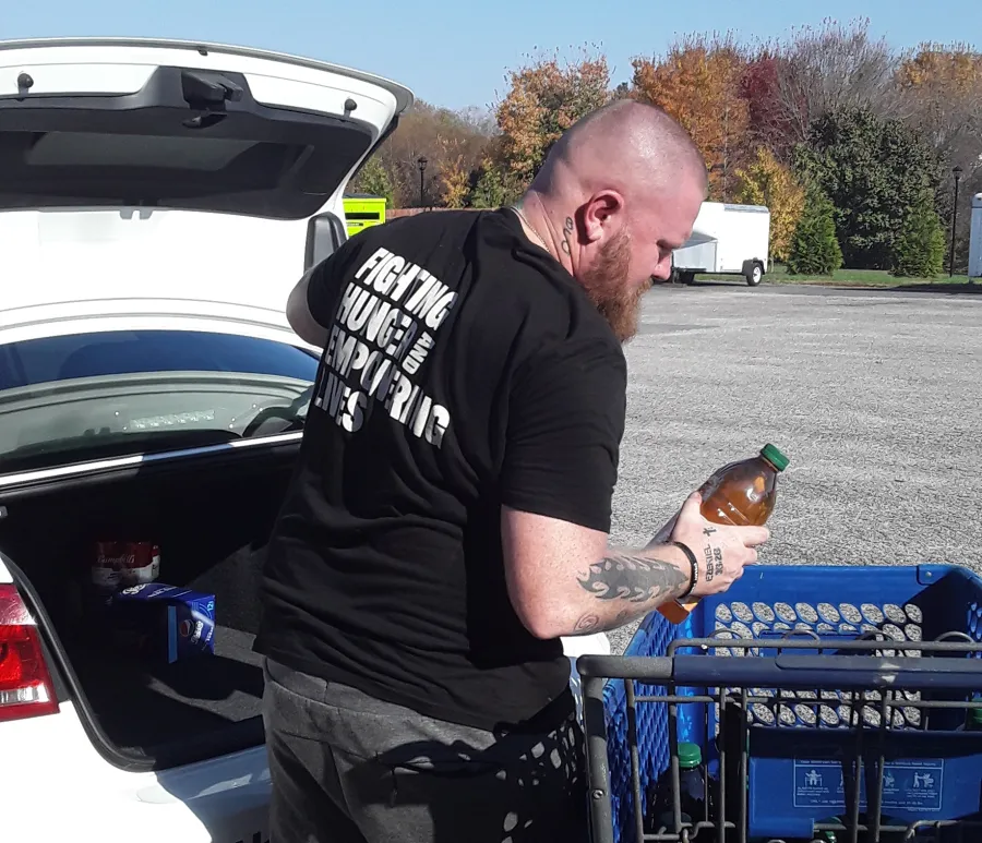 JDSBath unloading help chesterfield va food bank